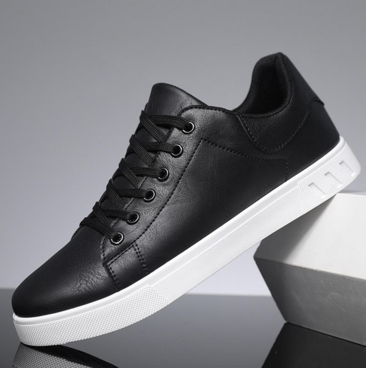 Men’s Plus-Size Leather Casual Shoes